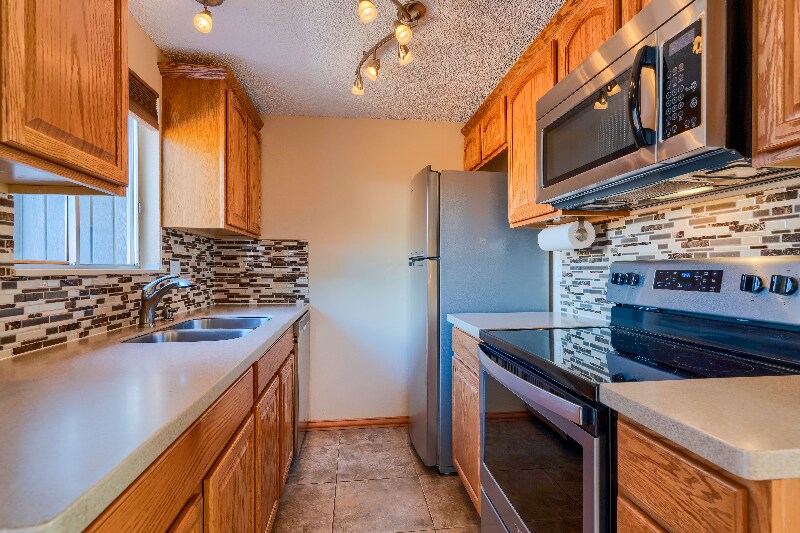 Foto principal - 2741 Harvard St