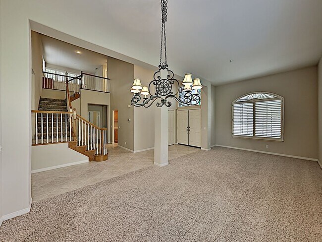 Building Photo - 2308 Crown Point Ct