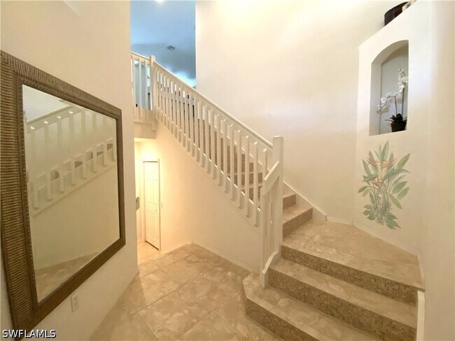 Foto del edificio - 1570 Winding Oaks Way