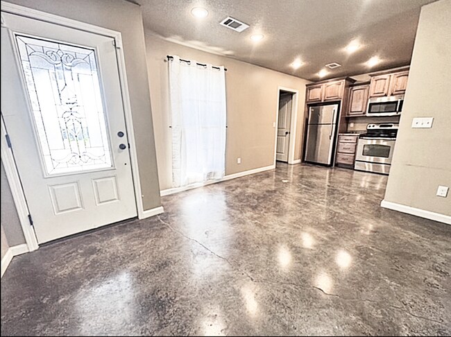 Foto del edificio - 3 Bedroom, 2 Bathroom Home