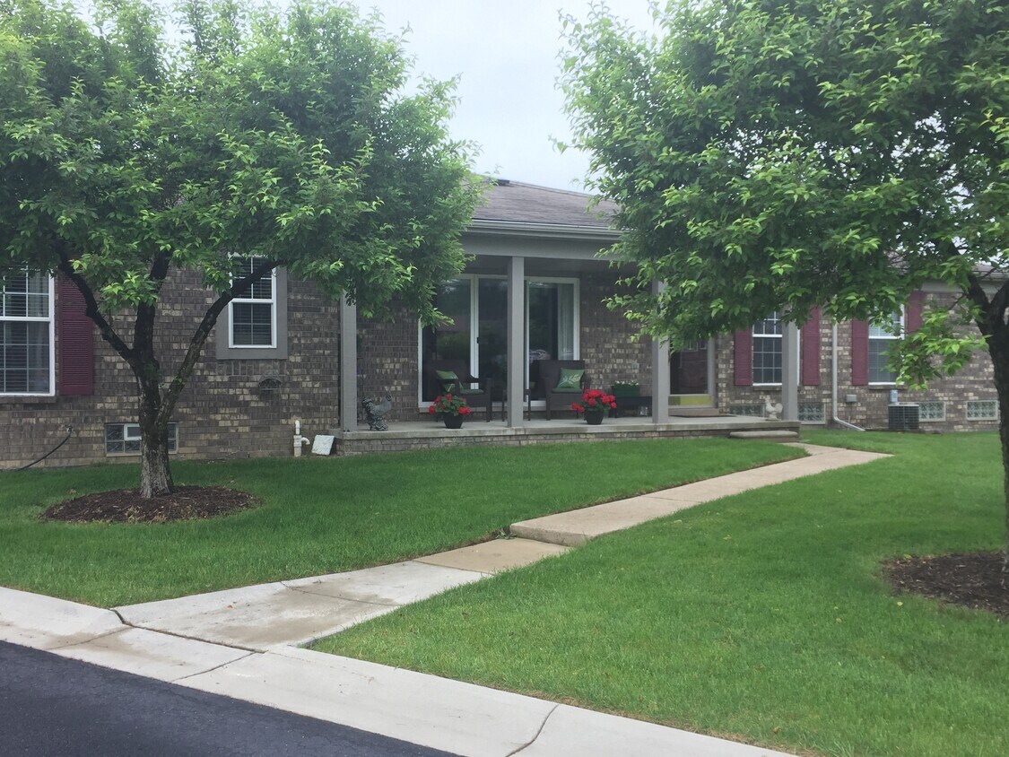 59151 Poplar Ct Unit 1, Washington, MI 48094 Condo for Rent in