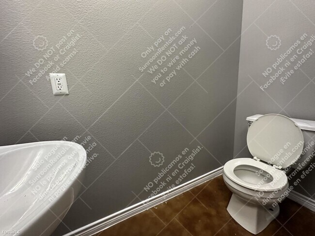 Foto del edificio - 3 br, 2.5 bath 4plex - 7811 Kingsbury Way 2 2