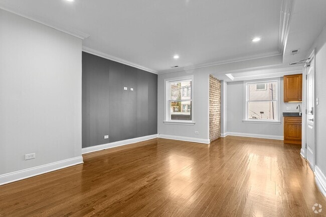 Building Photo - 7720 N Ashland Ave