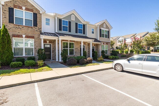 Foto del edificio - 5387 Farm House Trail