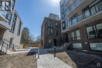 Building Photo - 861-861 Sheppard Ave W