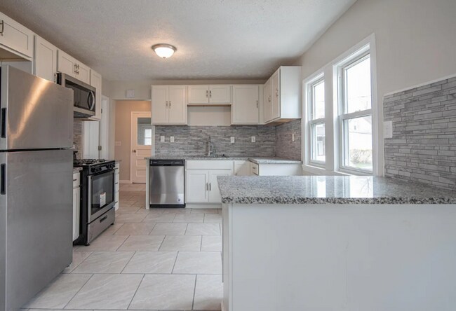 Foto del edificio - 18708 Arrowhead Ave