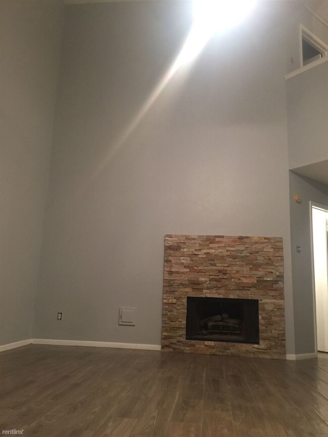 Building Photo - 3048 Carrizo Springs Ct