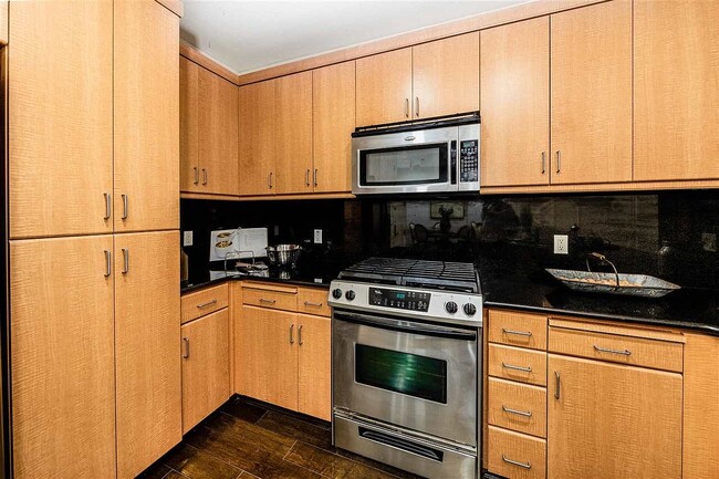 Building Photo - 5501 DeMarcus Blvd