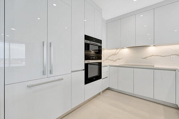 Foto del edificio - 220 Lake Shore Dr