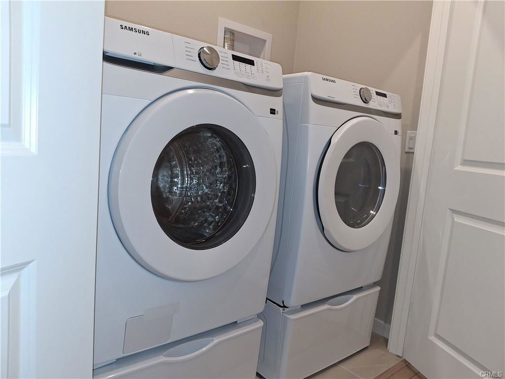 Primary Photo - 109 S Laxore St