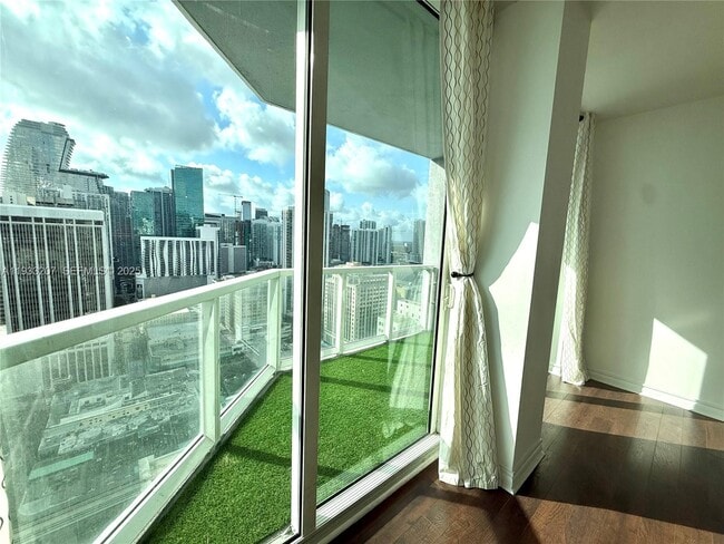 Foto del edificio - 253 NE 2nd St