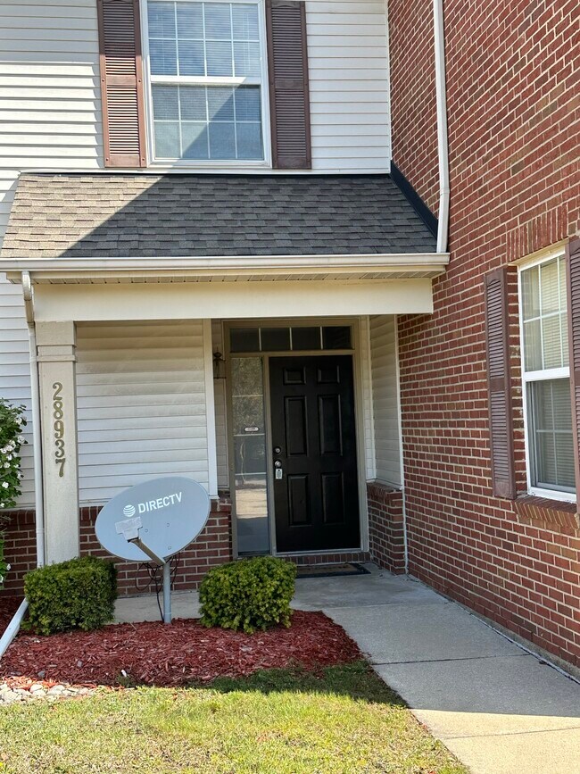 Building Photo - 28937 Whitby Dr