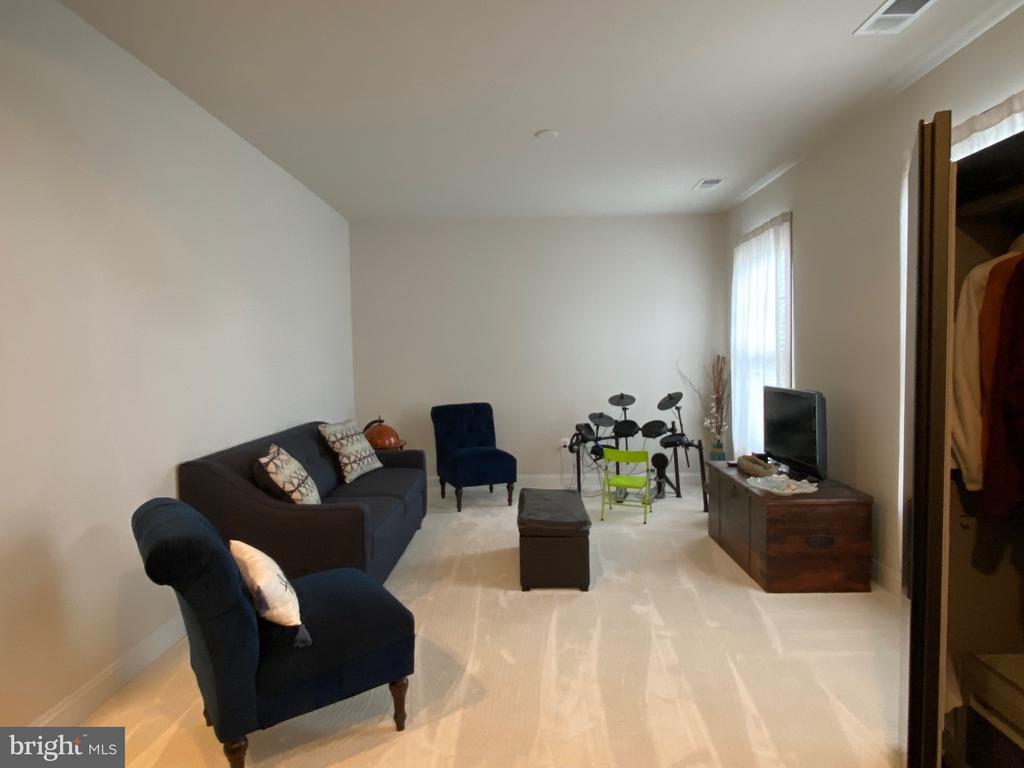 17103 Branched Oak Rd, Dumfries, VA 22026 Townhome Rentals in