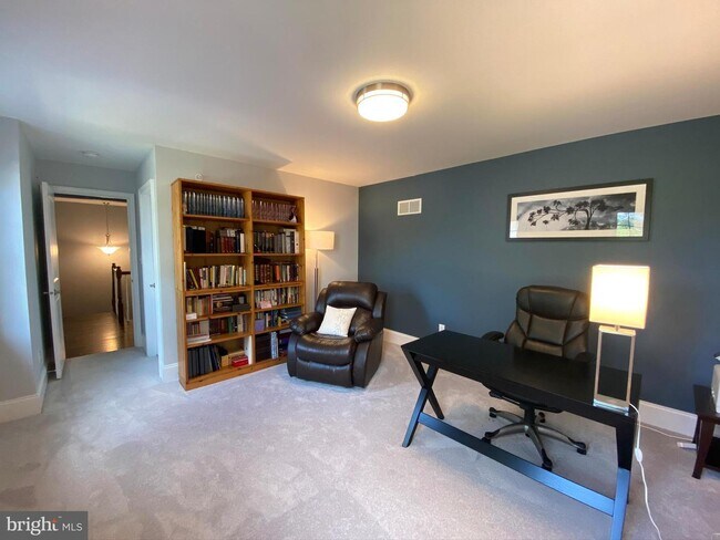 Building Photo - 3822 Meadow View Farm Rd