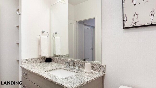 Foto del edificio - 185 Polaris Pointe