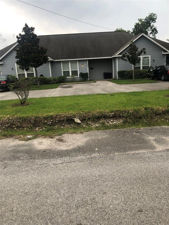 107 Avenue C, Highlands, TX 77562 Condo for Rent in Highlands, TX