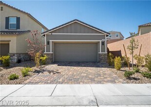 Building Photo - 3447 Covilha Ln