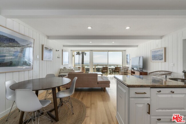 Foto del edificio - 11954 Oceanaire Ln