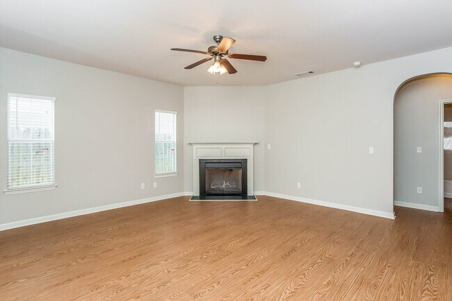 Building Photo - 1115 Watercourse Way