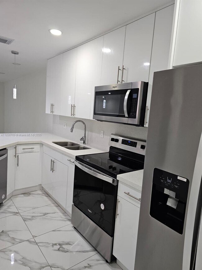 Foto del edificio - 6405 W 27th Ln
