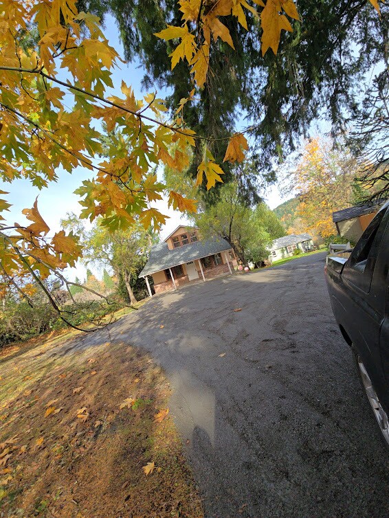 Foto del edificio - 11625 NW Thompson Rd