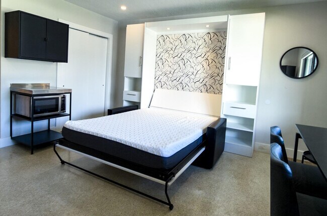 Foto del edificio - 47 NE 16th Pl