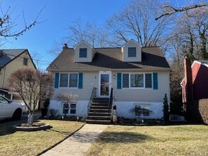 Building Photo - 69 Juniper Rd