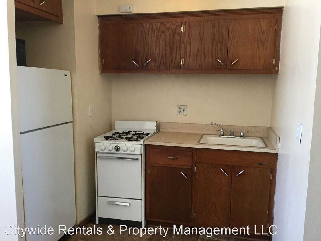 Primary Photo - 6226 W Lawn Ave