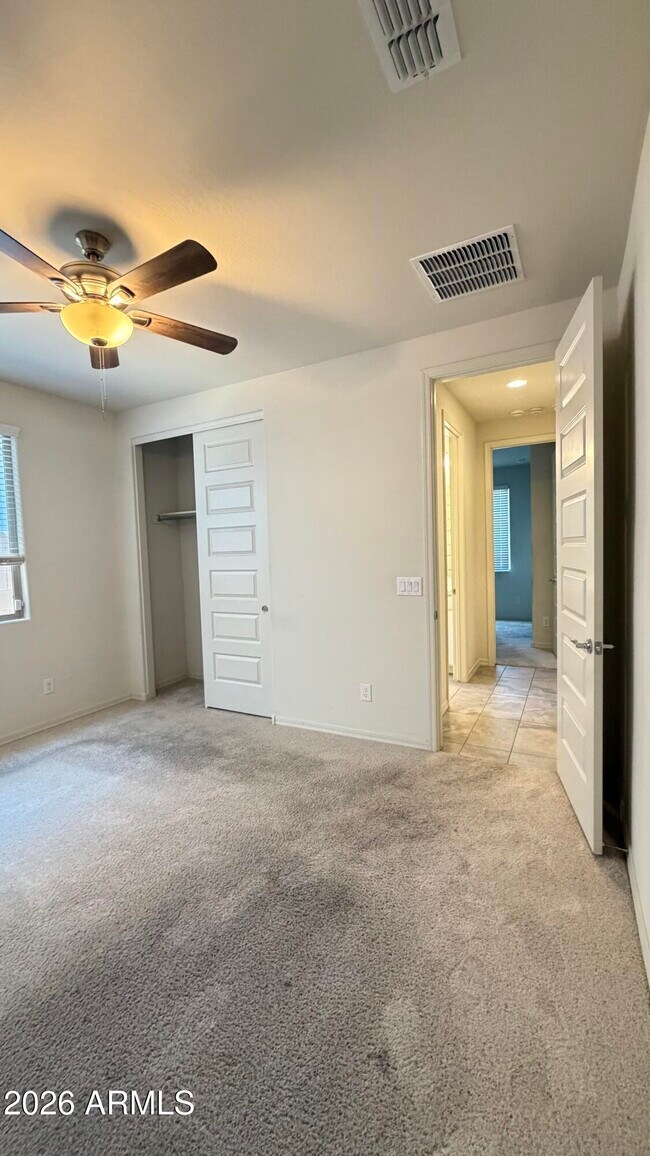 Building Photo - 8529 S 67th Dr