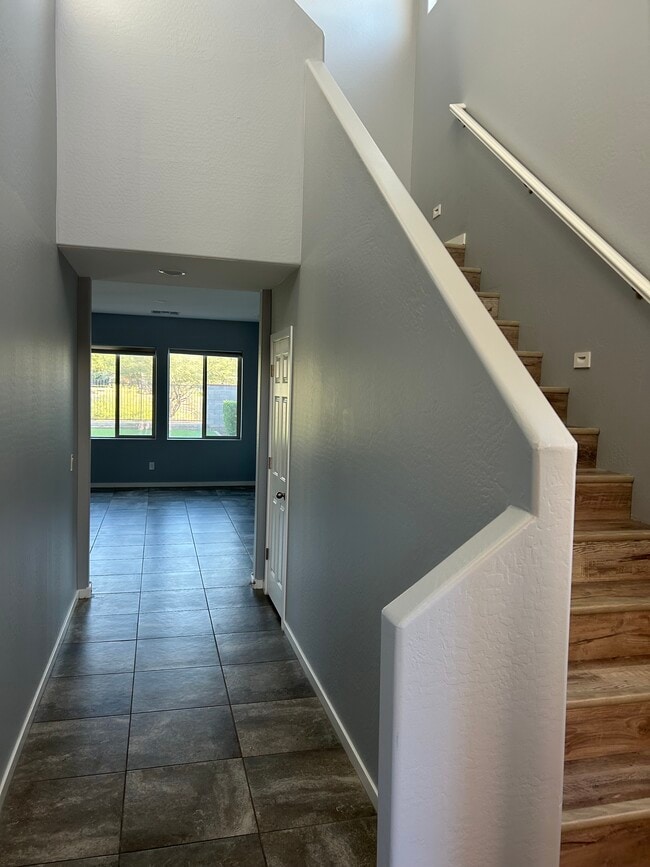 Foto del edificio - 2169 N 209th Dr