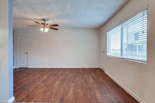 Foto del interior - Hyde Park Living – Steps to Transit, Parks & Crenshaw!