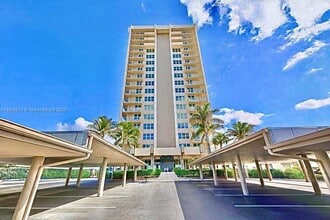 Building Photo - 5440 N Ocean Dr