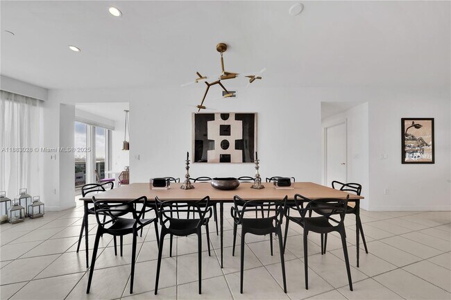 Building Photo - 9601 Collins Ave