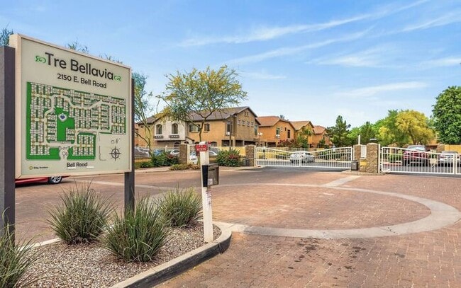 Foto del edificio - 4Bedroom/2.5Bath Townhome Ready for You!!
