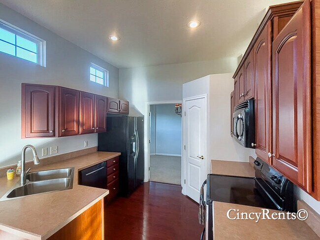 Foto del edificio - 4597 Winners Cir