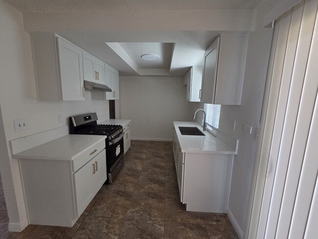 Photo - 2044 S Nautical St (Anaheim, CA) Apartment