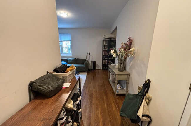 Foto del edificio - 17 Stearns Rd