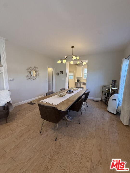 Foto del edificio - 439 S Sherbourne Dr