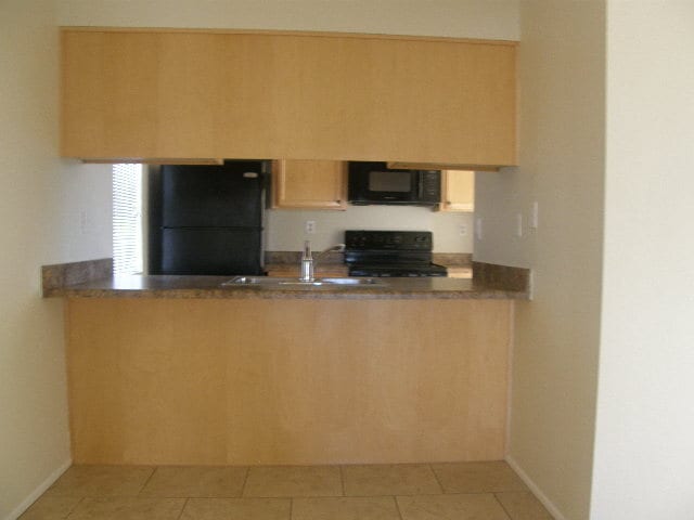 Foto del edificio - Available Rental