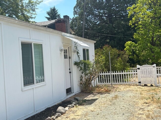 Foto del edificio - 1743-1745 SE Jackson St