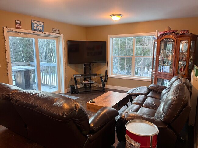 Foto del edificio - 9 Batmanuel Ln