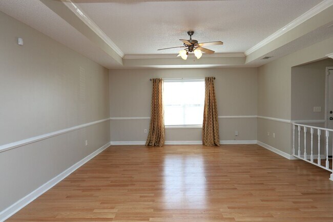 Foto del edificio - 1469 San Diego Cir