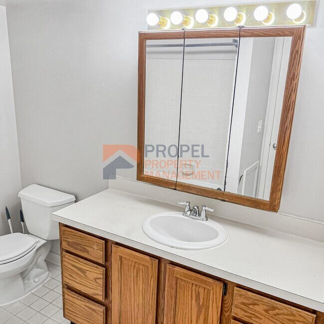 Foto del edificio - 173 Pinewood Cir
