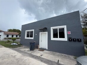 Building Photo - 612 NW 2nd Ave