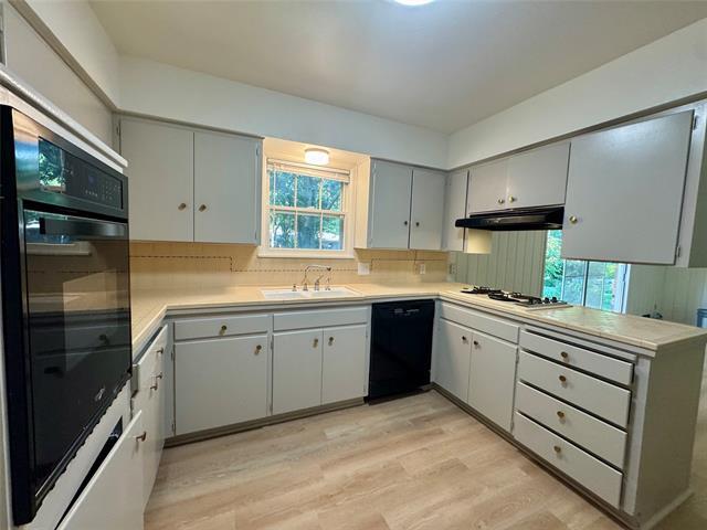 Building Photo - 822 Edgewood Pl