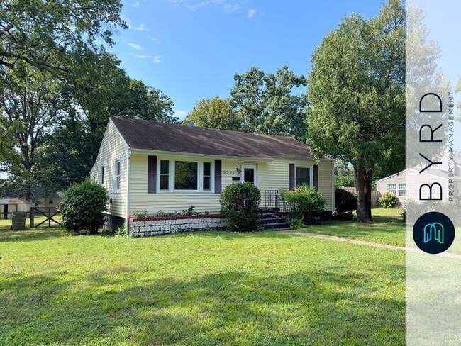 Building Photo - 5231 Rockland Rd