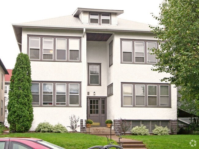 Building Photo - 1815 Ashland Ave