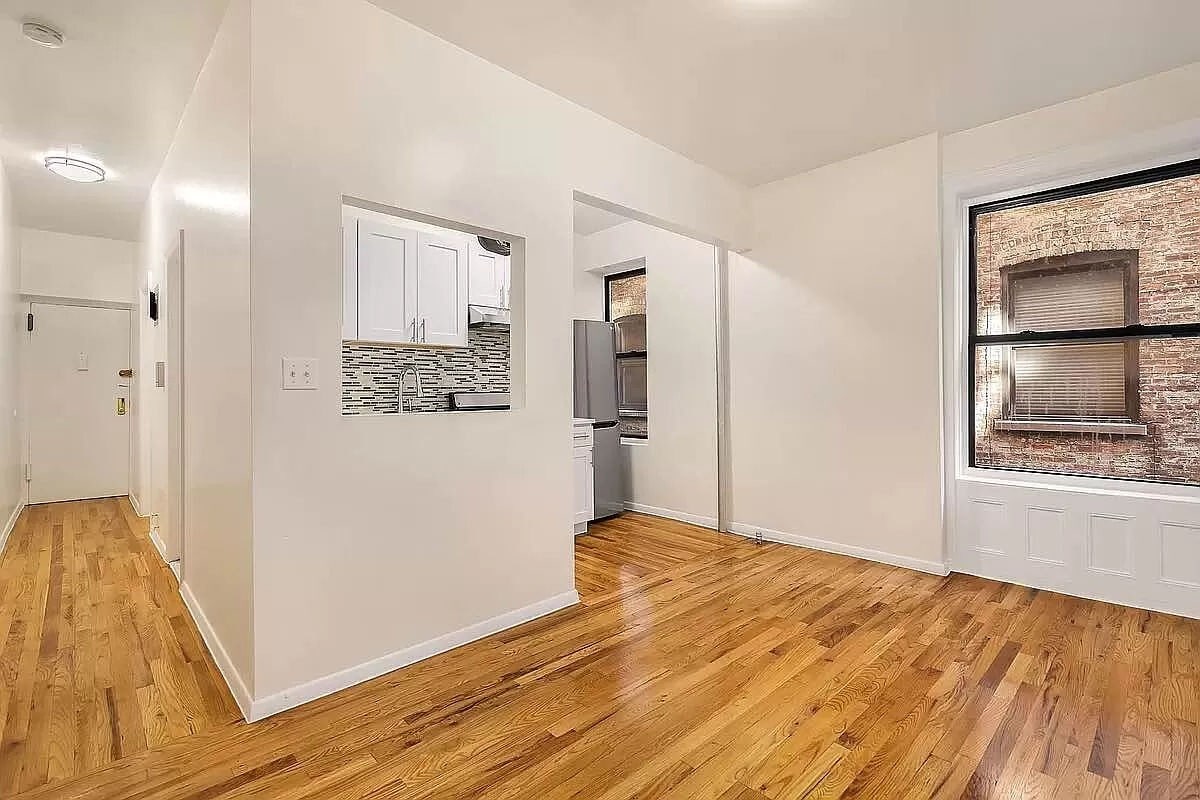 Building Photo - Waverly Place