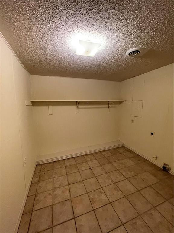 Building Photo - 3102 Scott Ln