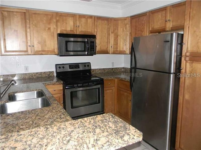 Building Photo - 14037 Fairway Island Dr